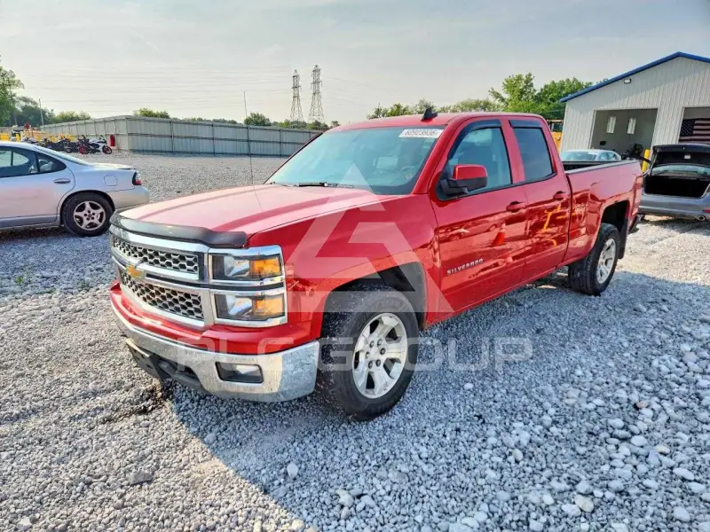 2015 Chevrolet Silverado photo