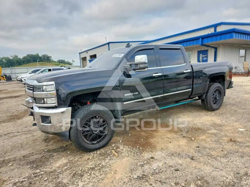 2015 Chevrolet Silverado фото