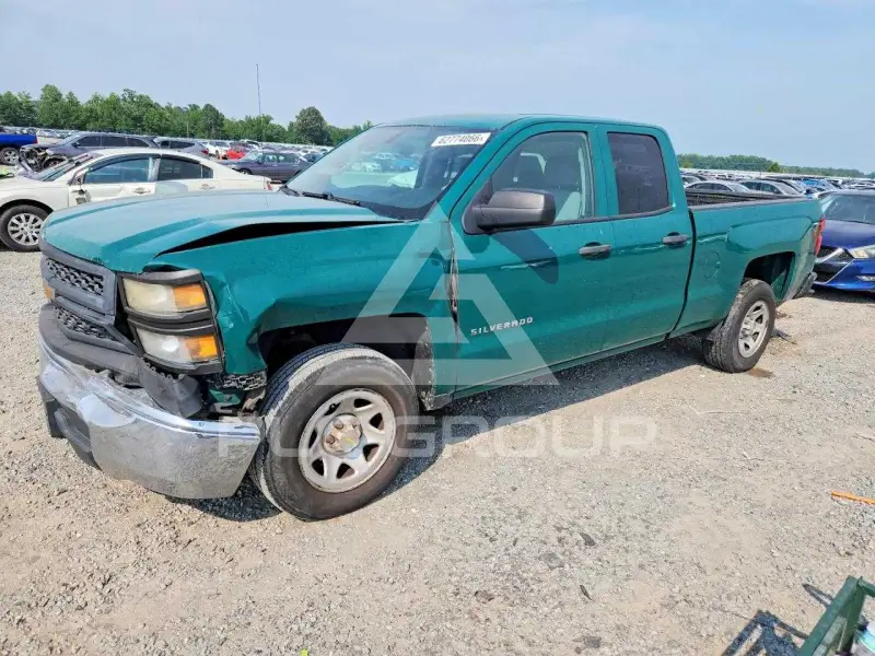 2015 Chevrolet Silverado photo