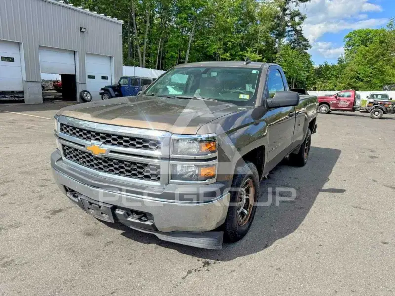 2015 Chevrolet Silverado photo