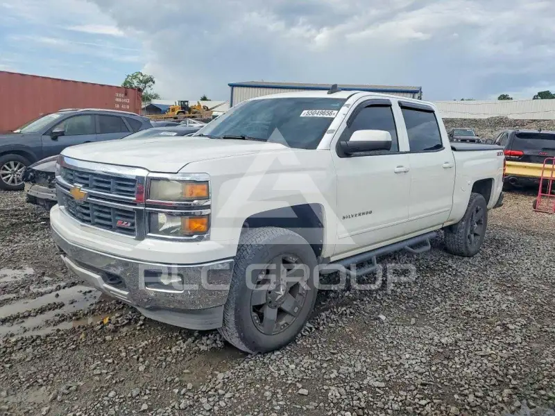 2015 Chevrolet Silverado photo