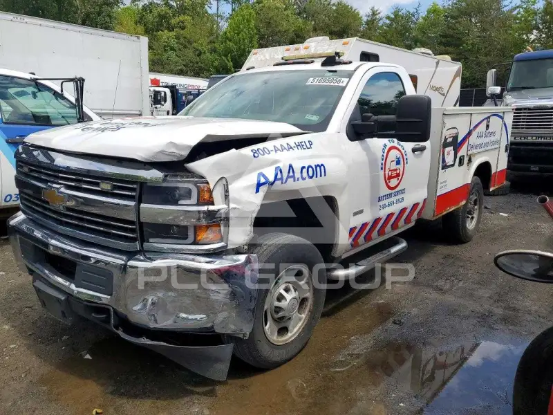 2015 Chevrolet Silverado photo