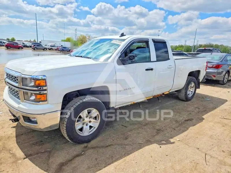 2015 Chevrolet Silverado photo