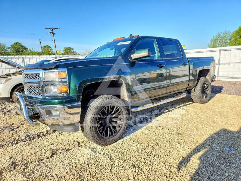 2015 Chevrolet Silverado photo