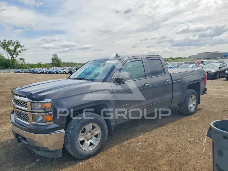 2015 Chevrolet Silverado photo