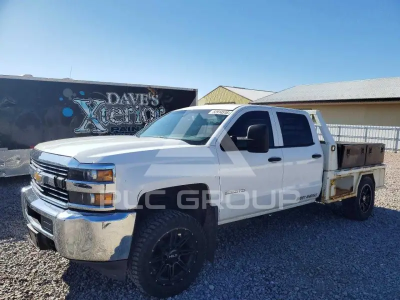 2015 Chevrolet Silverado photo