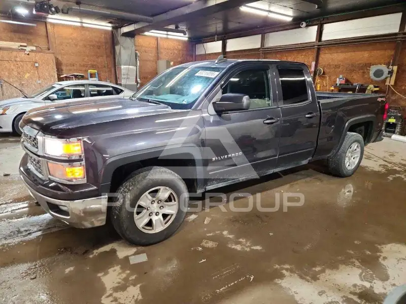2015 Chevrolet Silverado photo