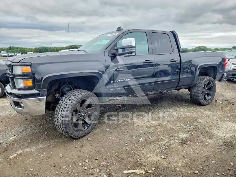 2015 Chevrolet Silverado photo