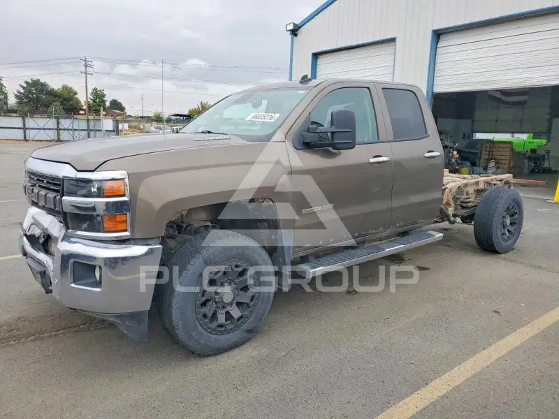 2015 Chevrolet Silverado фото