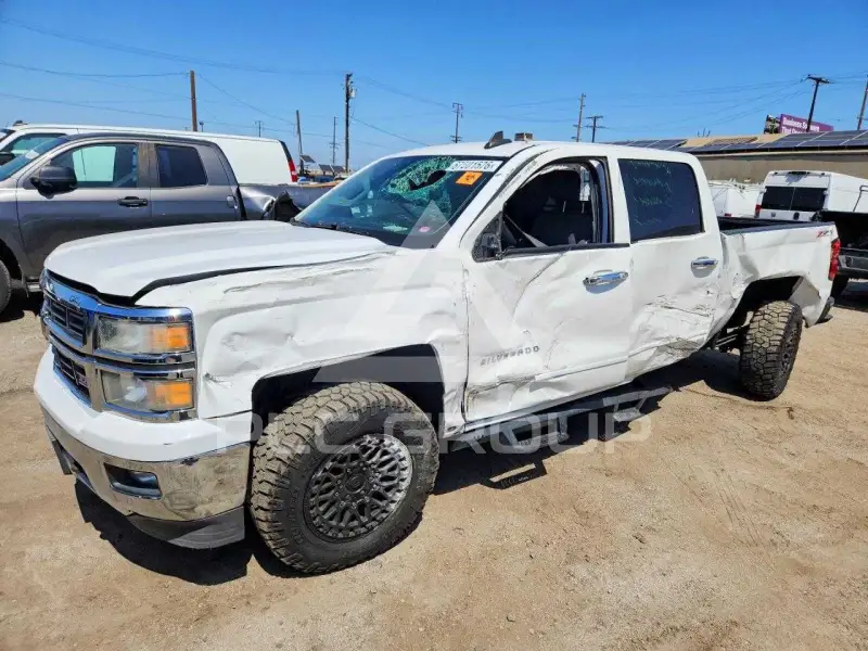 2015 Chevrolet Silverado photo
