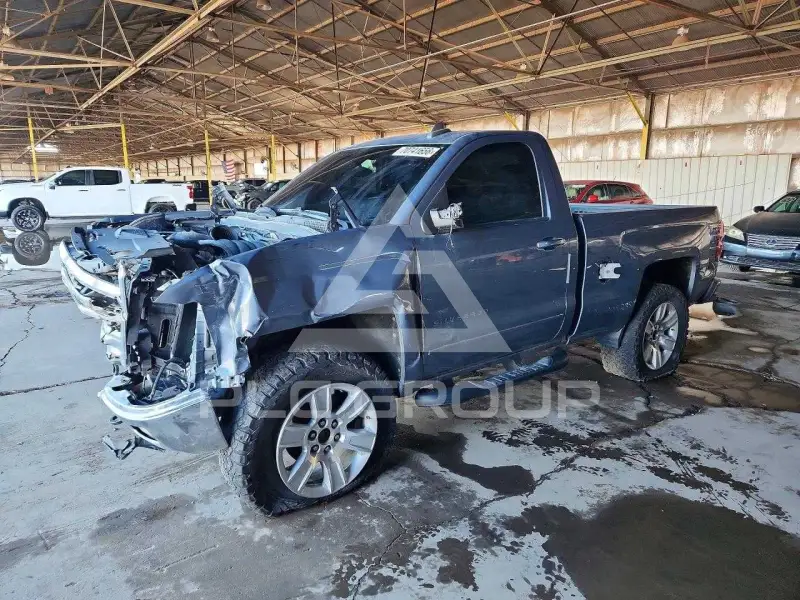 2015 Chevrolet Silverado photo