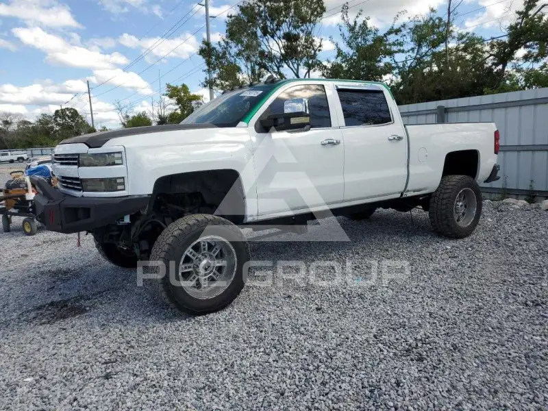 2015 Chevrolet Silverado фото