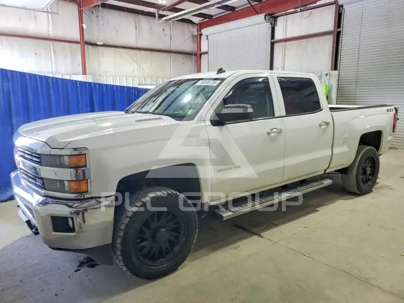 2015 Chevrolet Silverado фото