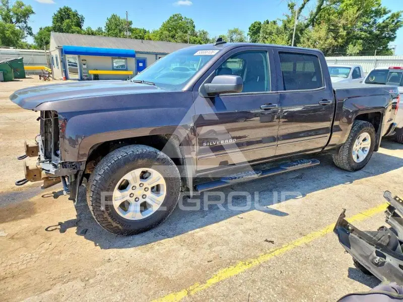2015 Chevrolet Silverado photo