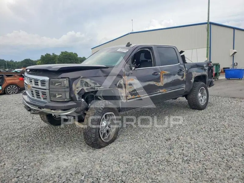 2015 Chevrolet Silverado photo