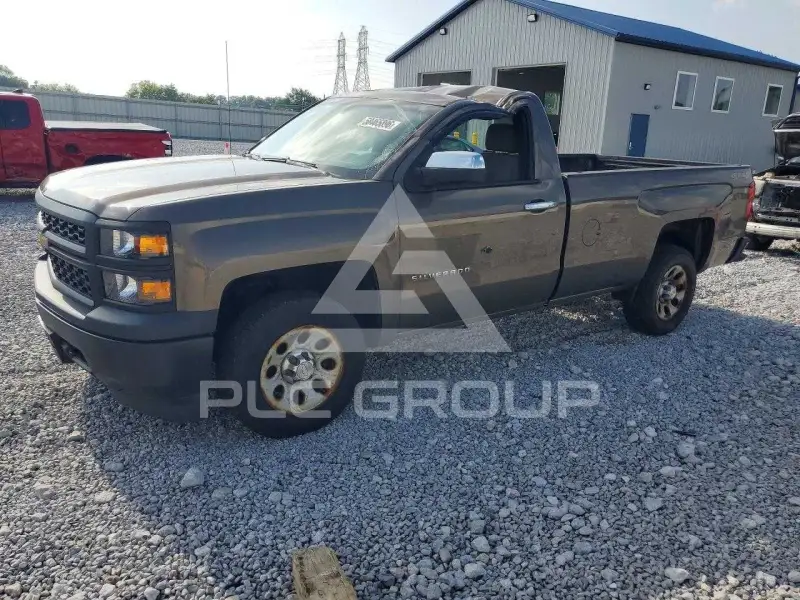 2015 Chevrolet Silverado photo