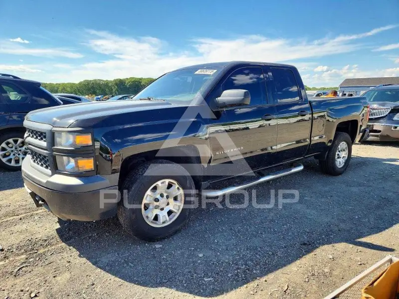 2015 Chevrolet Silverado photo