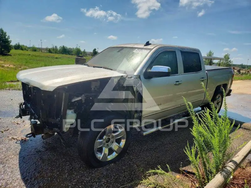 2015 Chevrolet Silverado photo