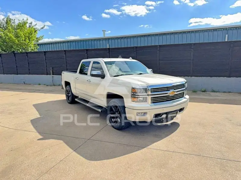 2015 Chevrolet Silverado photo