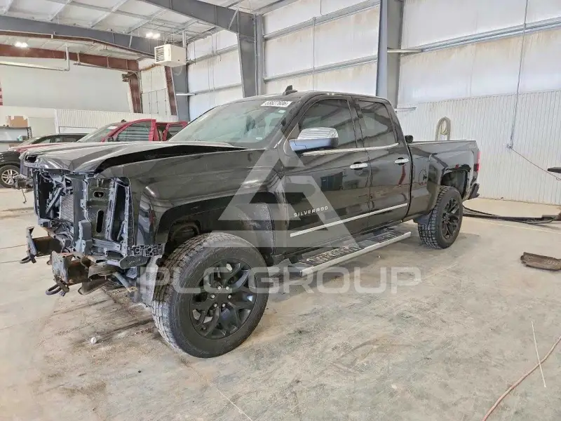 2015 Chevrolet Silverado photo