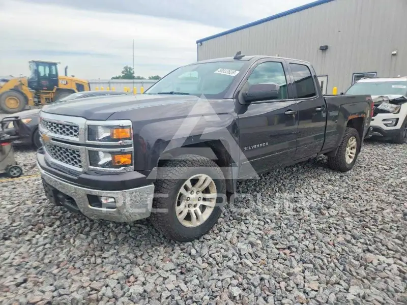 2015 Chevrolet Silverado photo