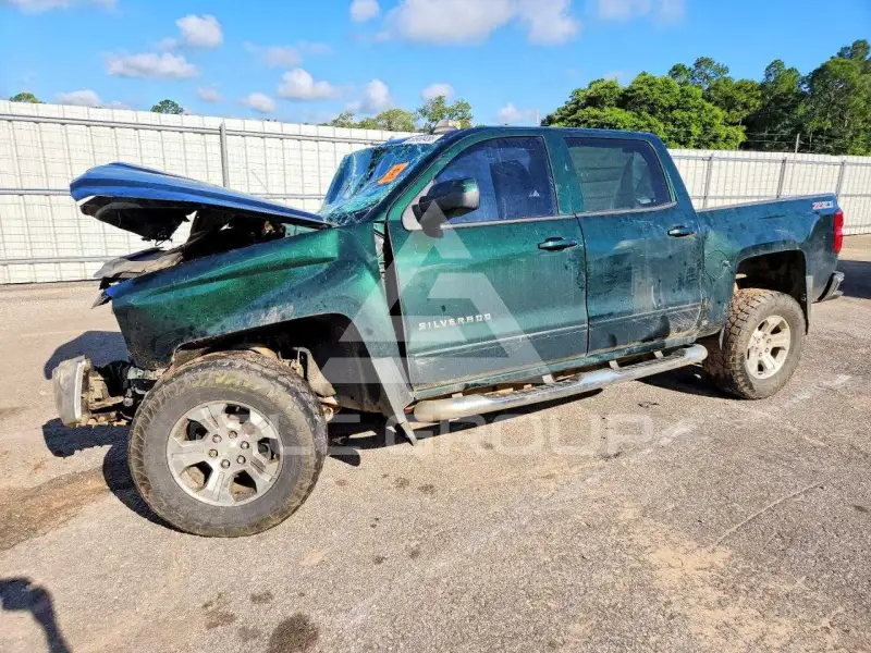 2015 Chevrolet Silverado photo