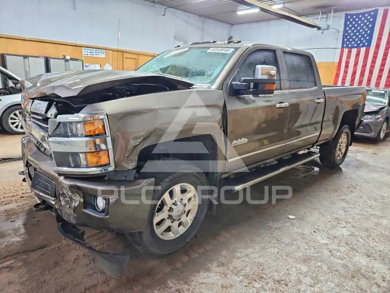 2015 Chevrolet Silverado photo