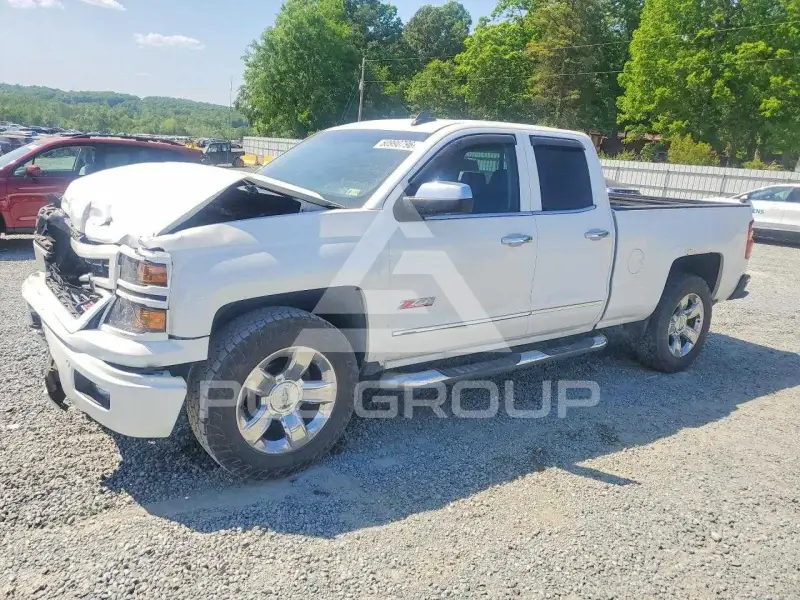 2015 Chevrolet Silverado photo