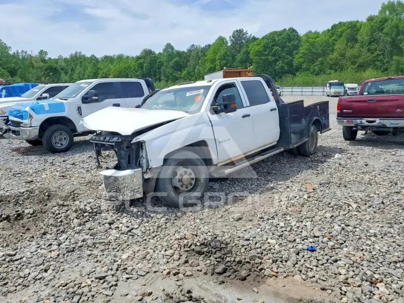 2015 Chevrolet Silverado photo