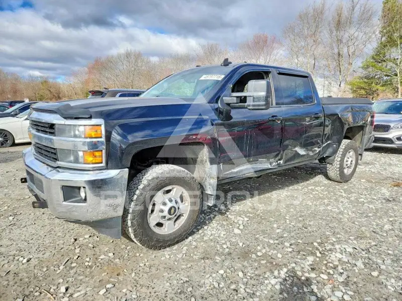 2015 Chevrolet Silverado photo