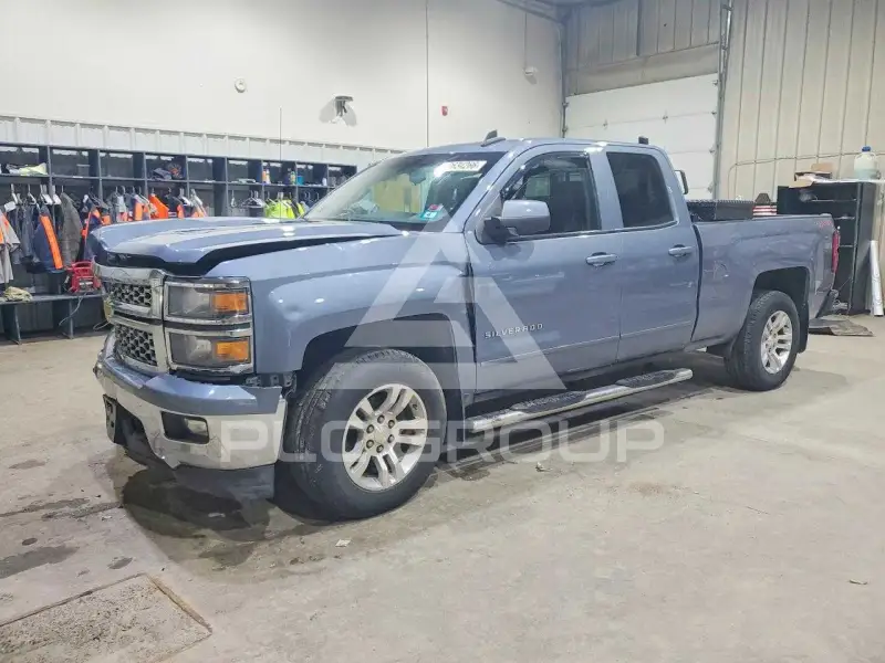 2015 Chevrolet Silverado photo