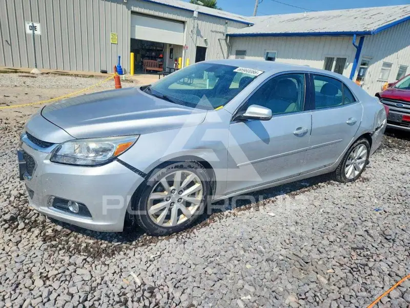 2015 Chevrolet Malibu photo