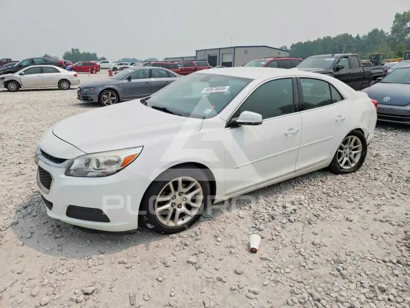 2015 Chevrolet Malibu photo
