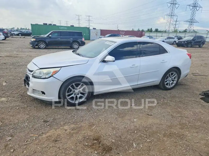 2015 Chevrolet Malibu photo