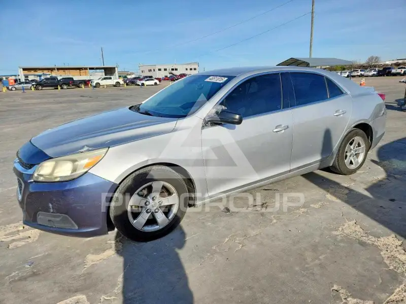 2015 Chevrolet Malibu photo