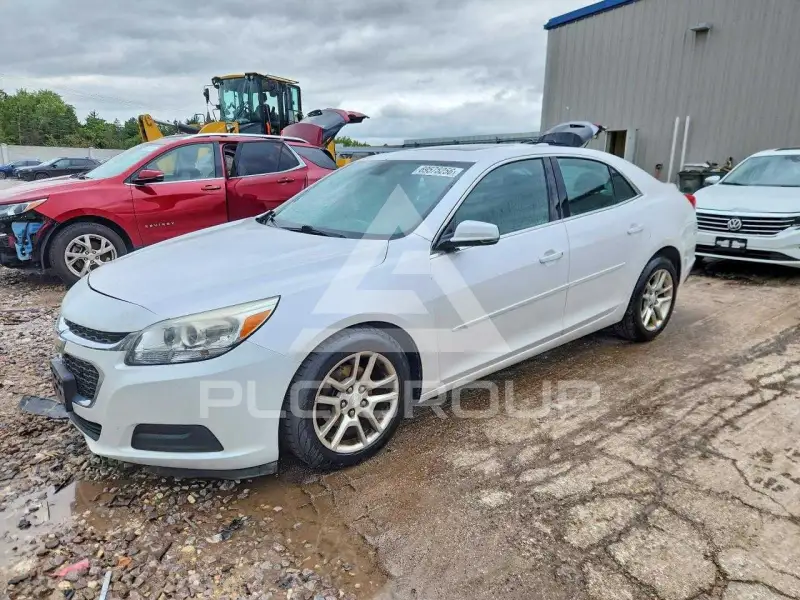 2015 Chevrolet Malibu photo