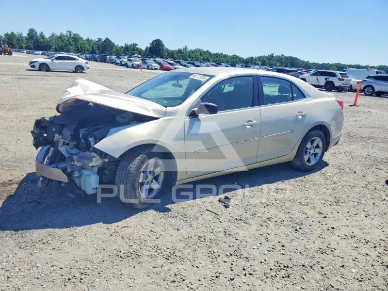 2015 Chevrolet Malibu photo