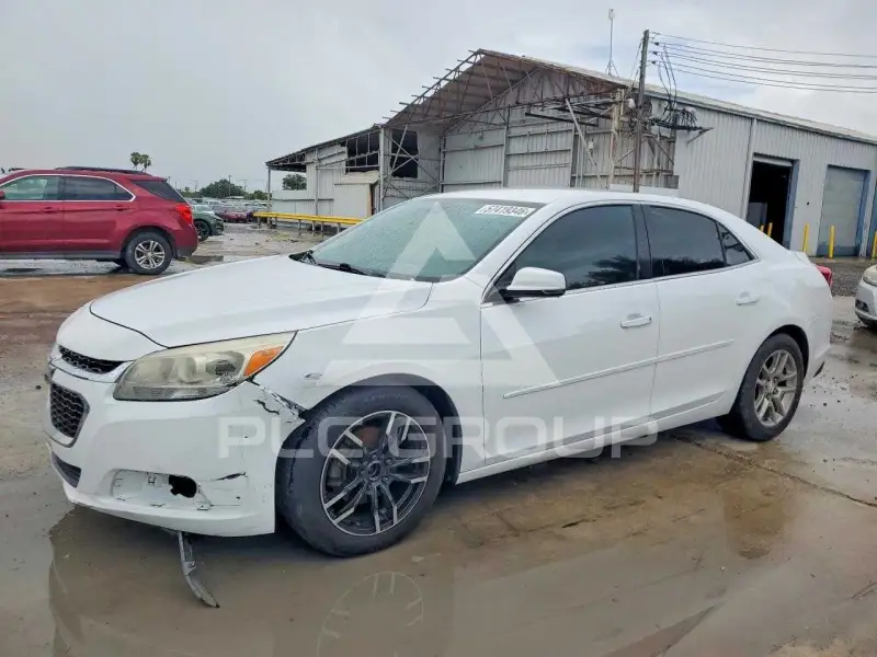 2015 Chevrolet Malibu photo