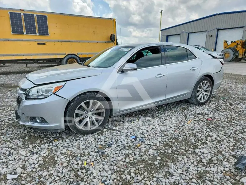 2015 Chevrolet Malibu photo