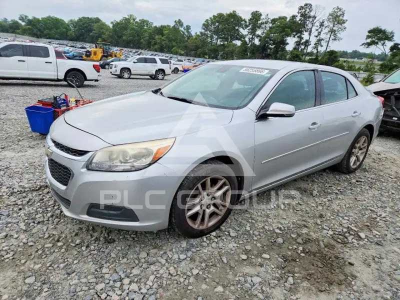 2015 Chevrolet Malibu photo