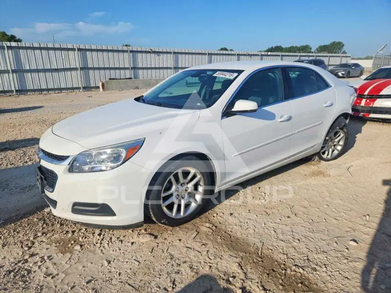 2015 Chevrolet Malibu photo