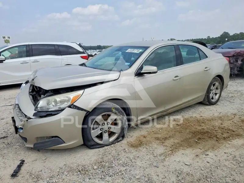 2015 Chevrolet Malibu photo