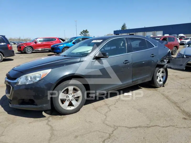 2015 Chevrolet Malibu photo