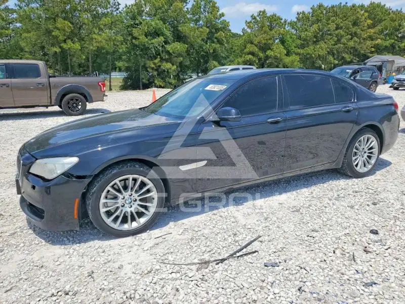 2015 BMW 740 фото