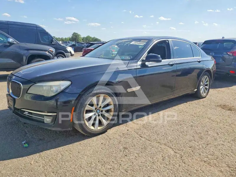 2015 BMW 740 фото
