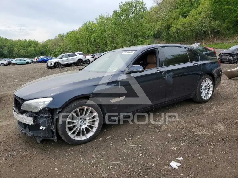 2015 BMW 740 фото