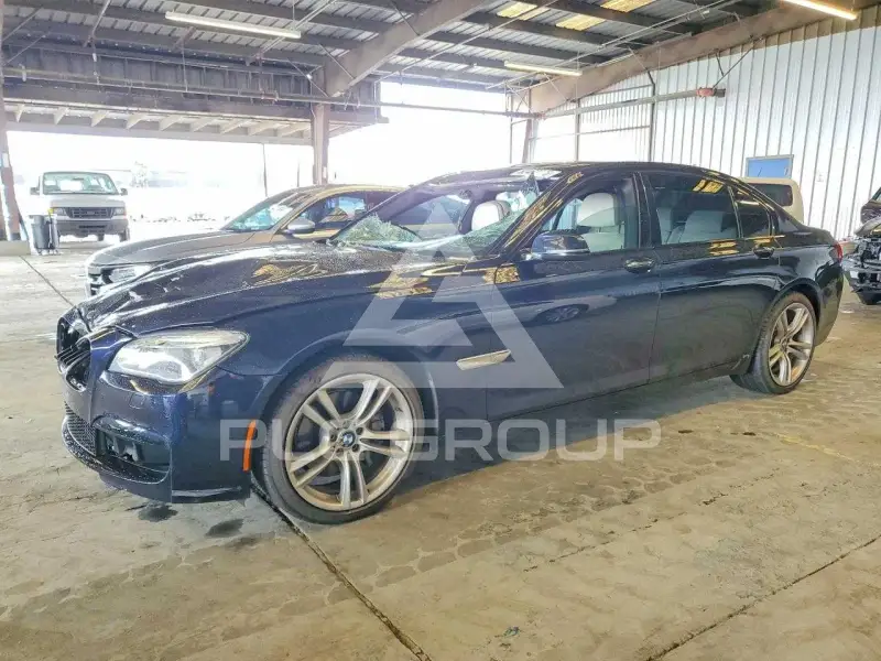 2015 BMW 740 фото