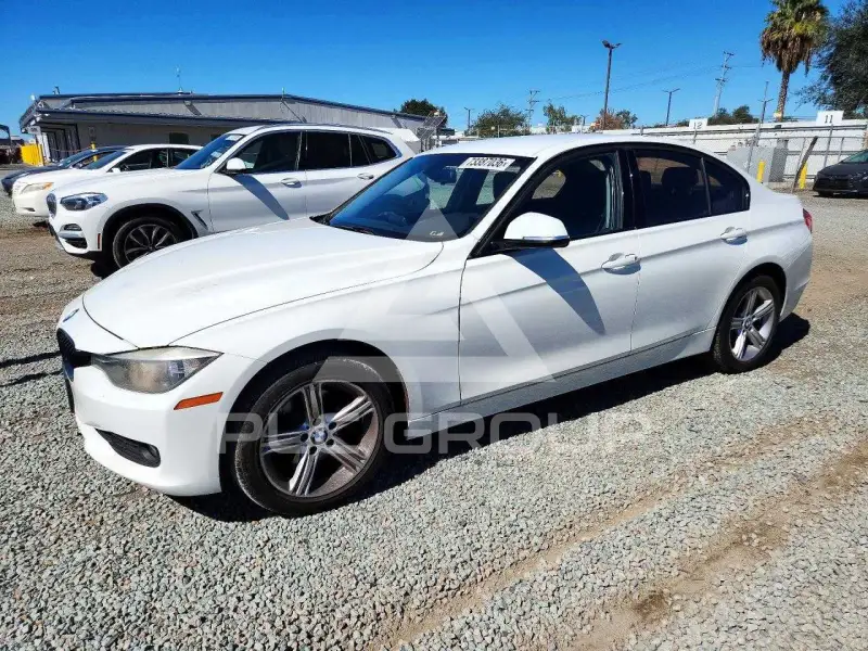 2015 BMW 328 фото