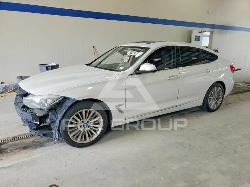 2015 BMW 328 photo