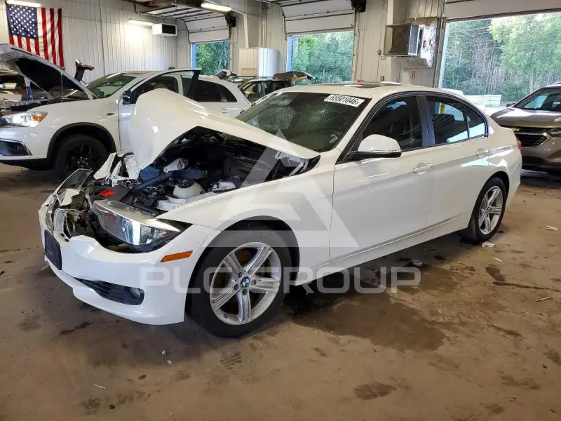 2015 BMW 328 фото